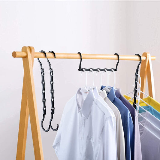 Clothes Hanger - 6 Pieces - Magic Clothes Hanger - Space-Saving Clothes Hanger - Wardrobe Hangers - 5 Slots - Multifunctional - Plastic - Wardrobe Organizer - Black - For 30 Garments - For Shirts, Trousers, Dresses, Jackets, Etc