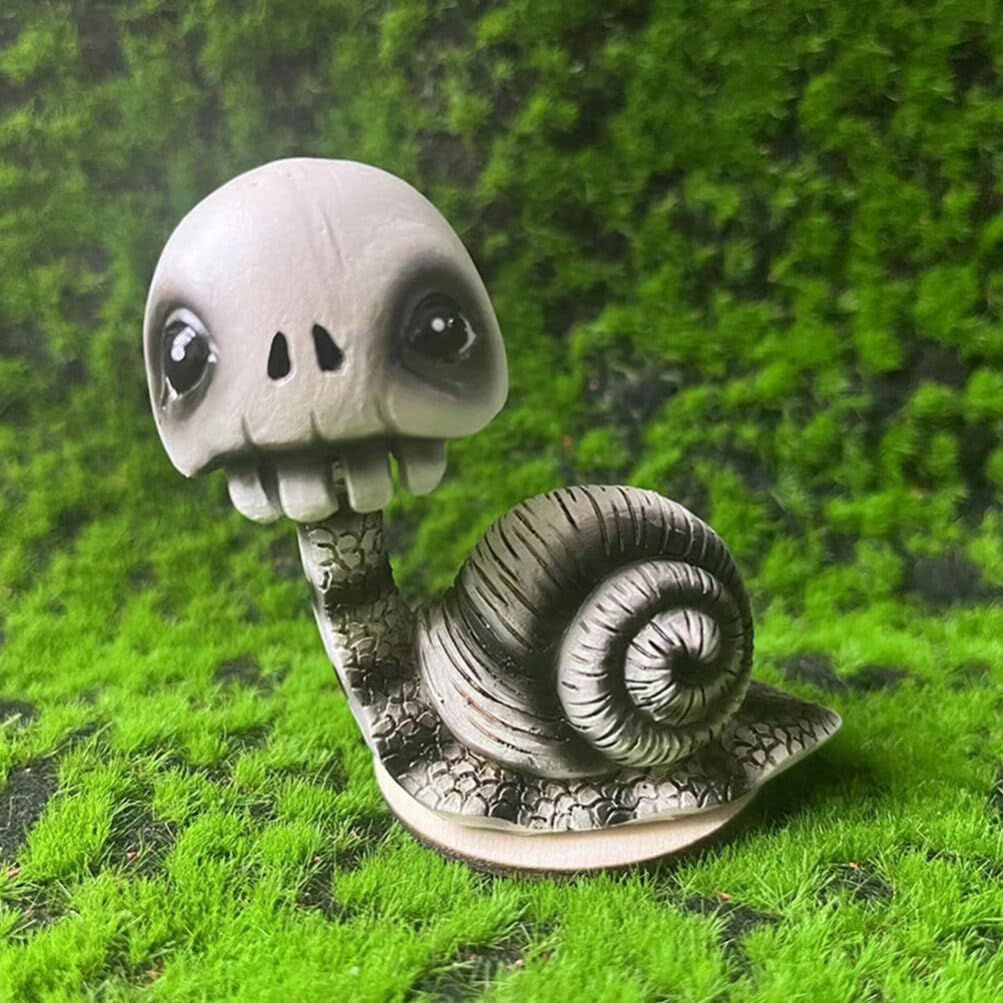 Skull Snail Statue Shaking Head Snail Figurine Halloween Animal Skull Mini Bobbleheads Figures Skeleton Doll Party Car Dashboard