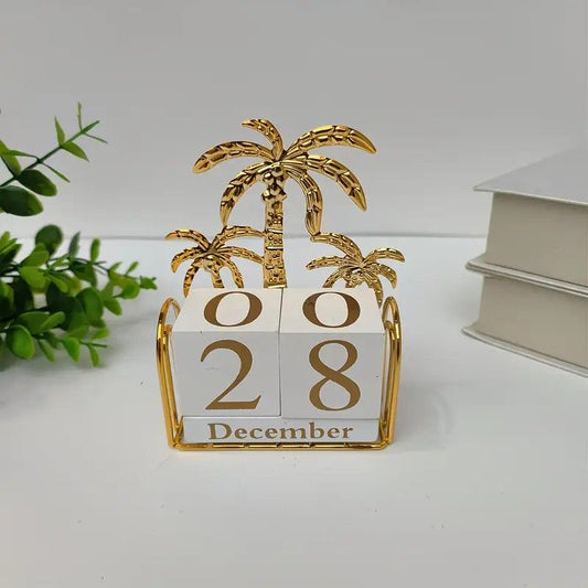 Wood and Iron Desktop Calendar, Gold Palm Tree Design, Manual Flip Pages for Free Date Combination, Compact and Exquisite, Both Practical and Decorative, Enhances Space Style.