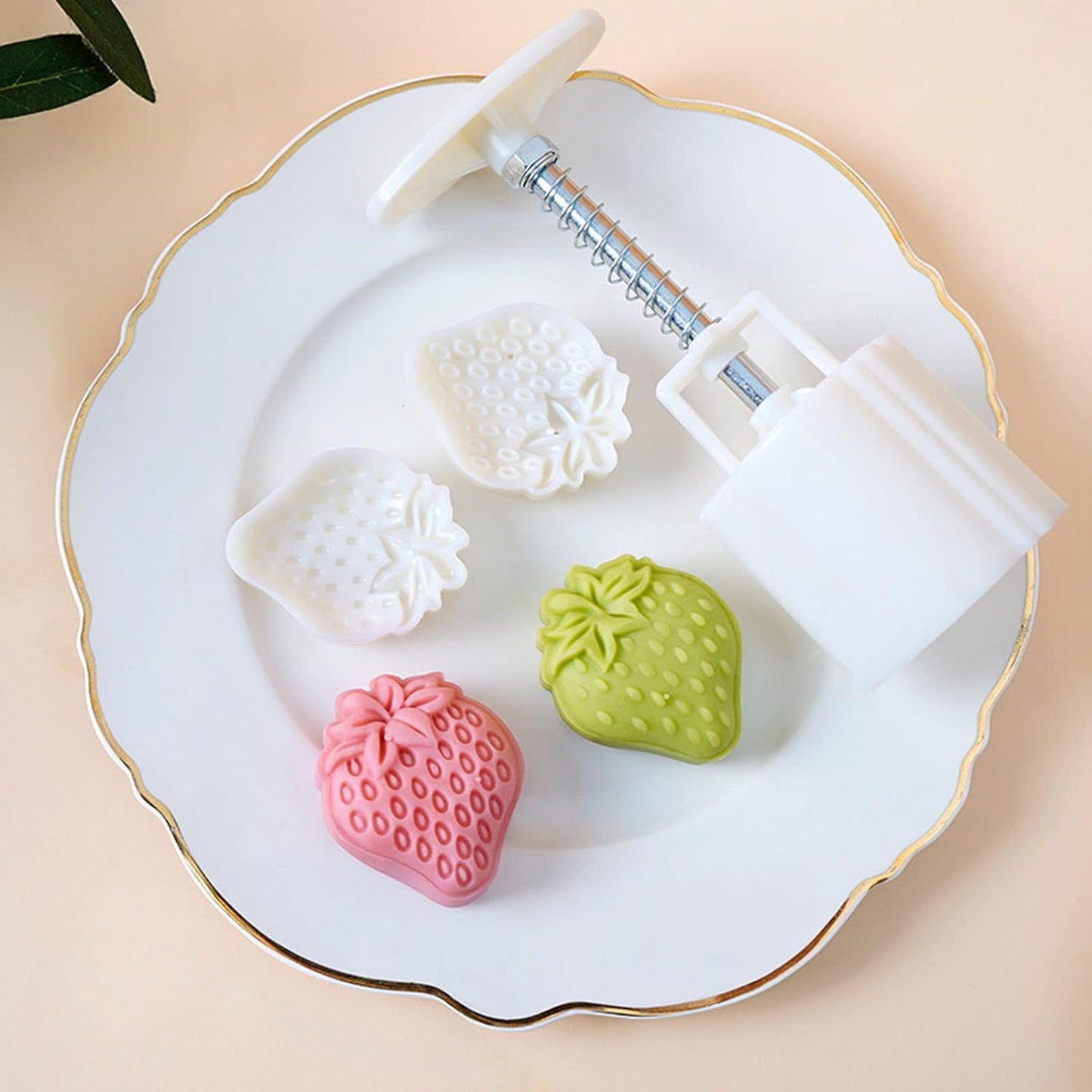 Plastic Material Mooncake Mold Stamp Cookie Moon Cake Mold Creativity Strawberry DIY Baking Mold for Mid-Autumn Festival