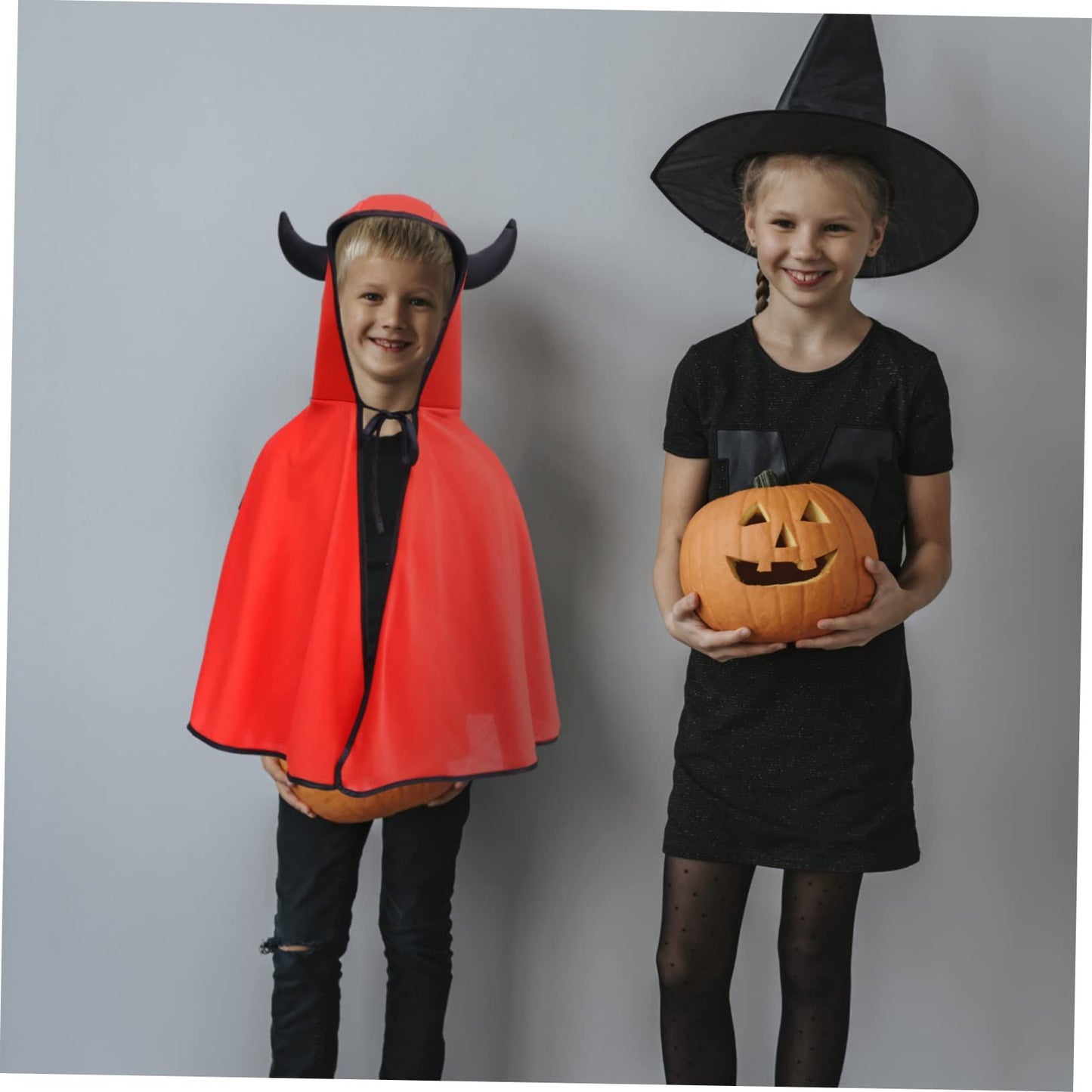 1pc Horn Cloak Boys Suits Halloween Costumes Witch Costume Halloween Costumes Cape Role Play Cloak(red)