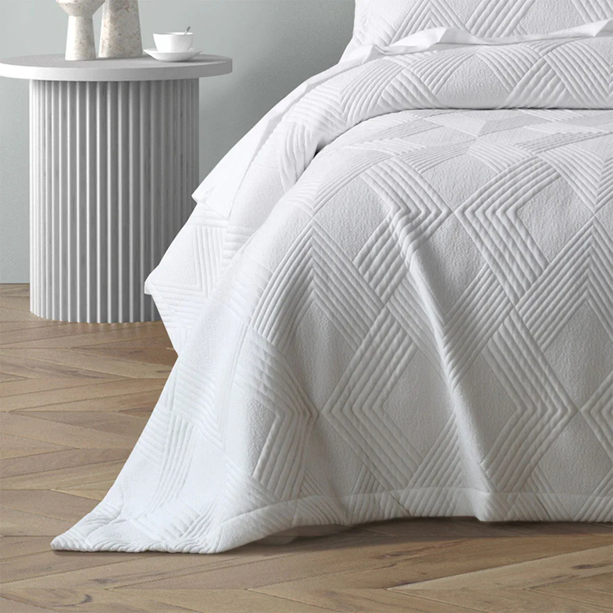 Bianca Cassiano White Polyester Jacquard Coverlet Set Single/Double - Mekamart Australia