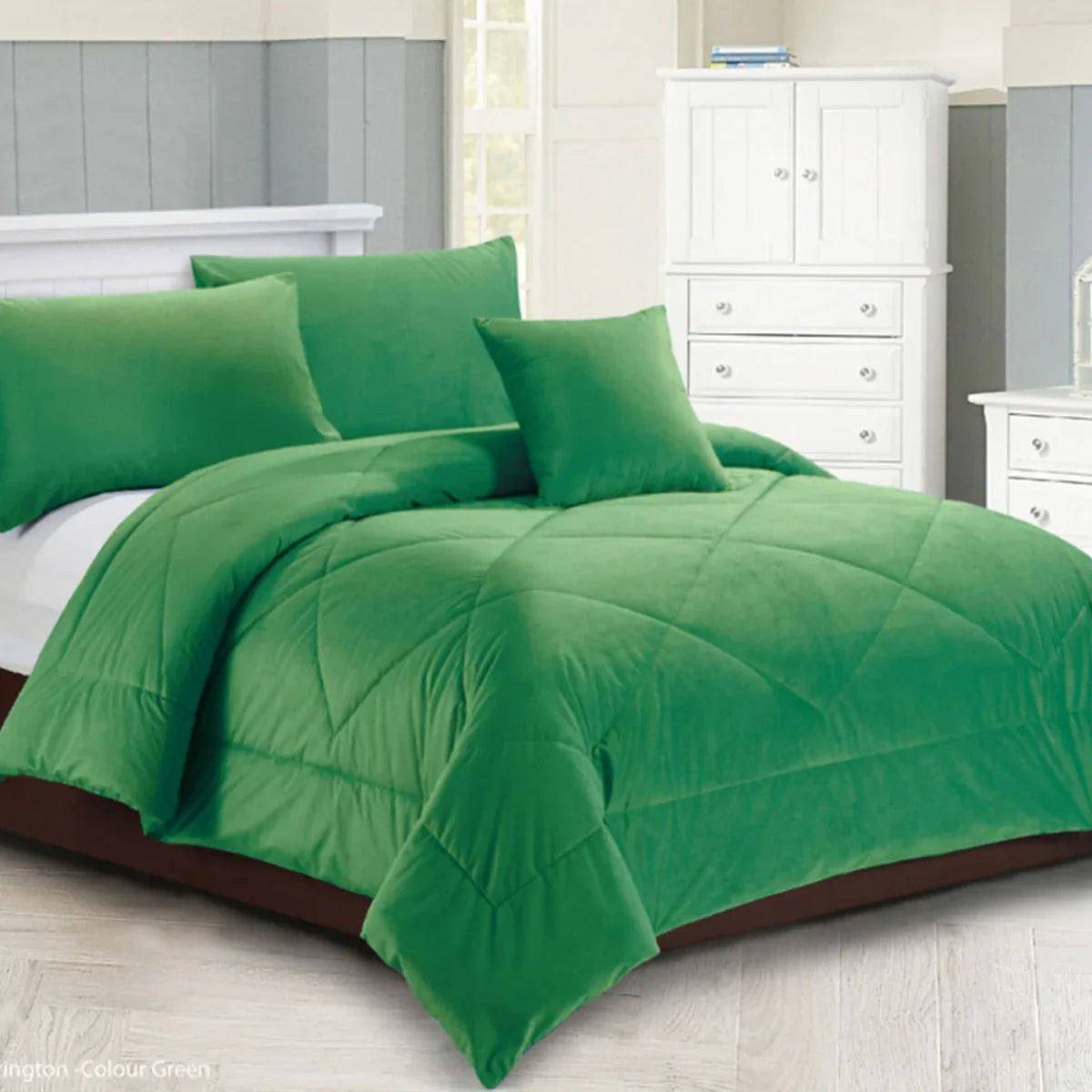 Georges Fine Linens Carrington Quilt / Comforter Set Green Super King - Mekamart Australia