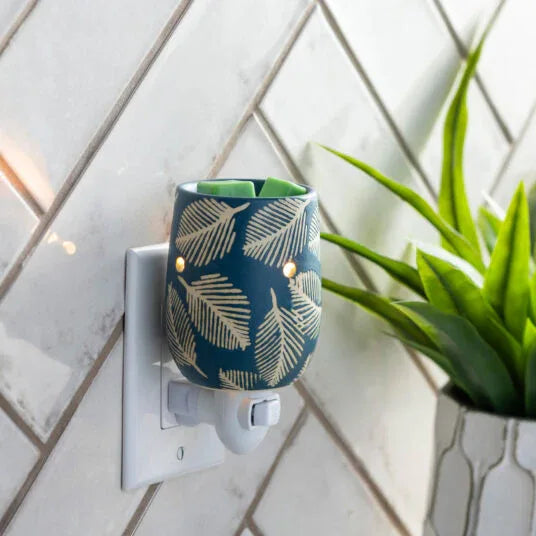 Pressed Leaf Pluggable Warmer - Mekamart Australia
