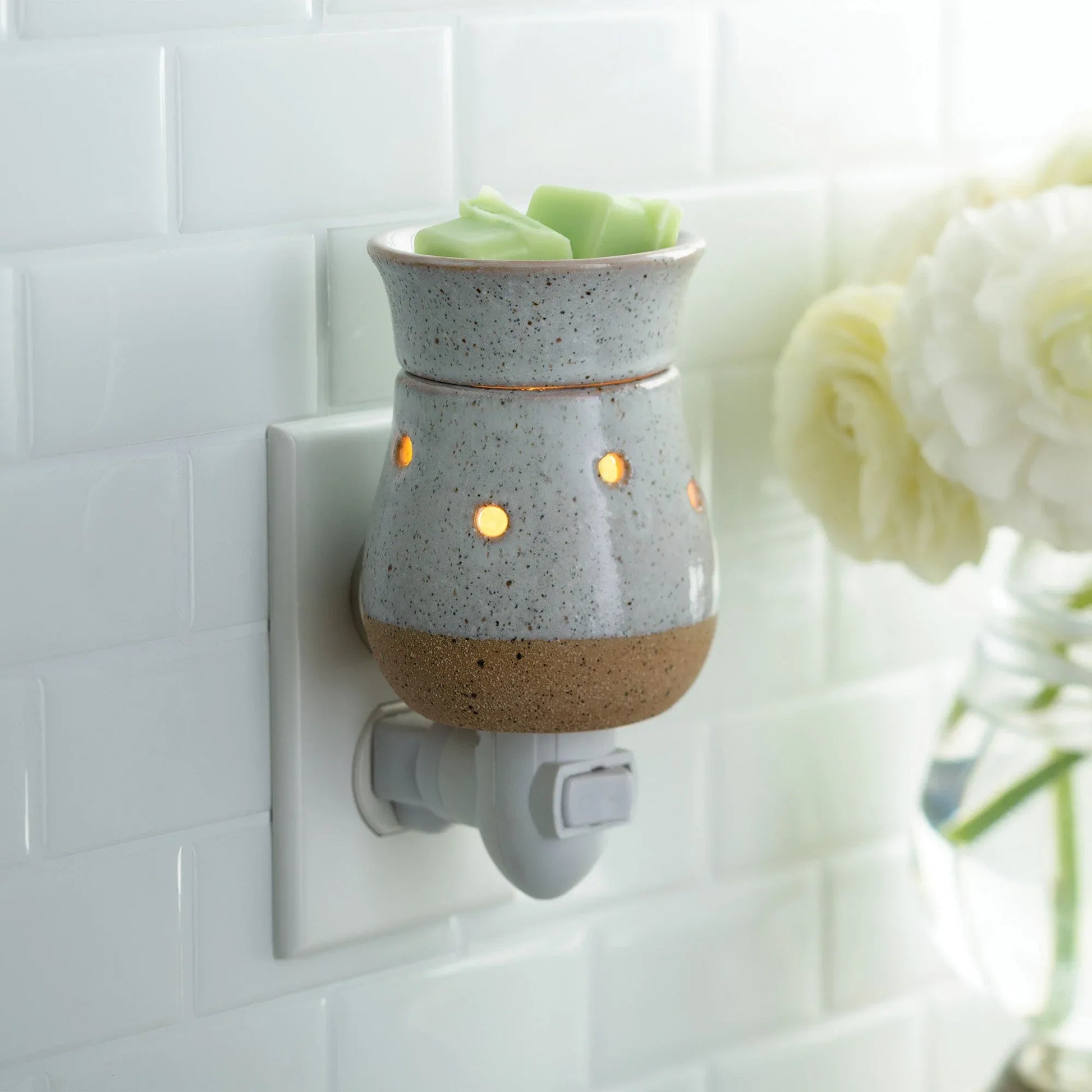 Rustic White Pluggable Warmer - Mekamart Australia