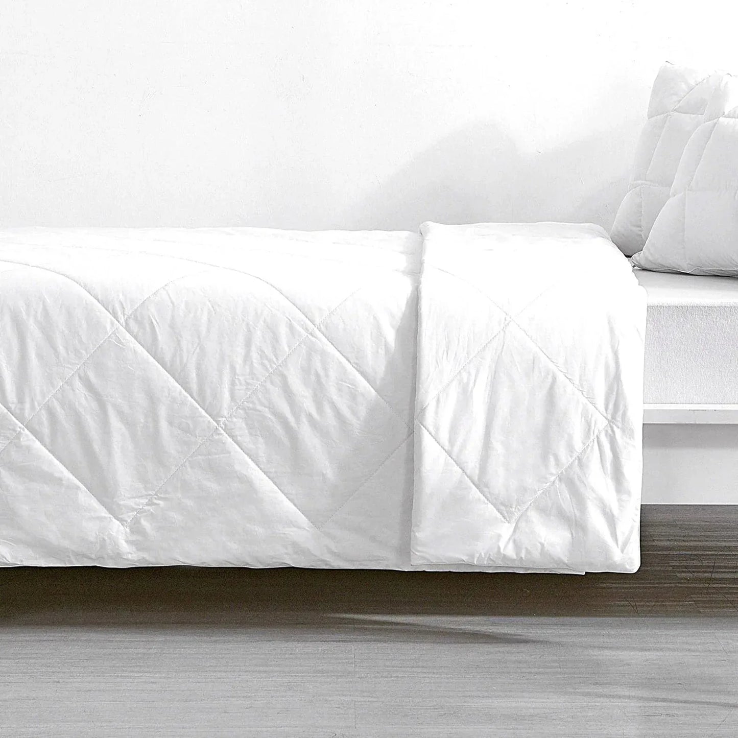 Premium Light Weight All Cotton Quilt by Renee Taylor King - Mekamart Australia