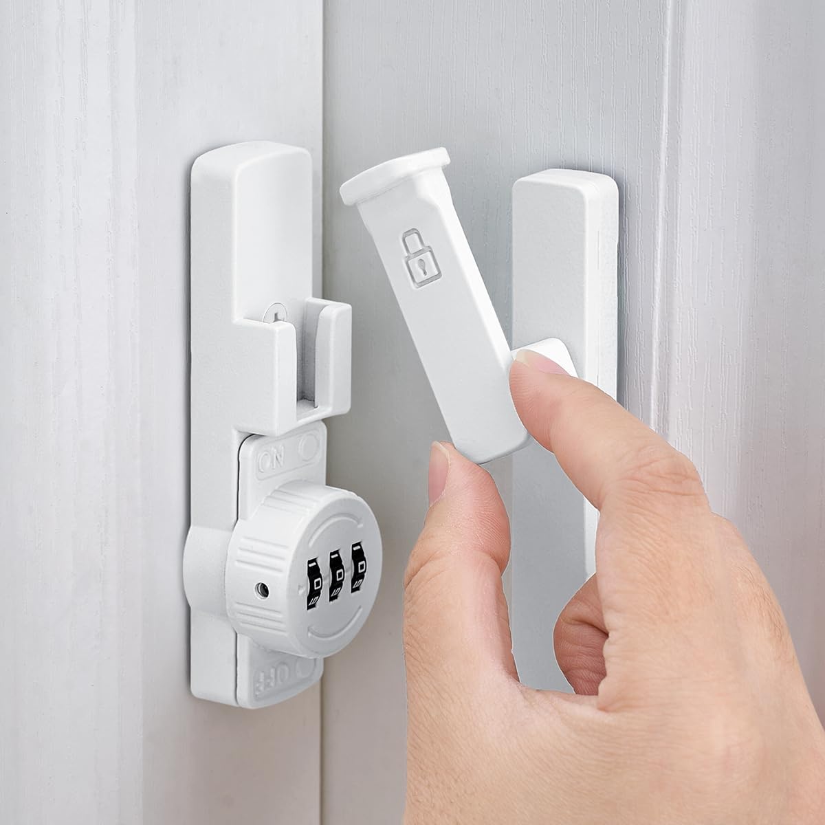 White 90 Degree Barn Door Lock,Mechanical Password Lock,Flip Latch with Combination,3 Digit Password Keyless,Protect Privacy,for Barn Door,Windows,Garden,Cabinets,Bathroom,and Sliding Door  90  90