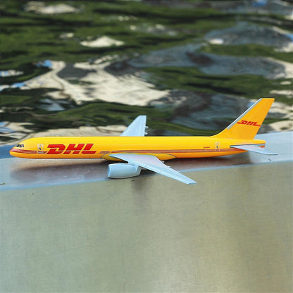 DHL Boeing 757 1:400 Scale Diecast Metal Airplane Replica Model