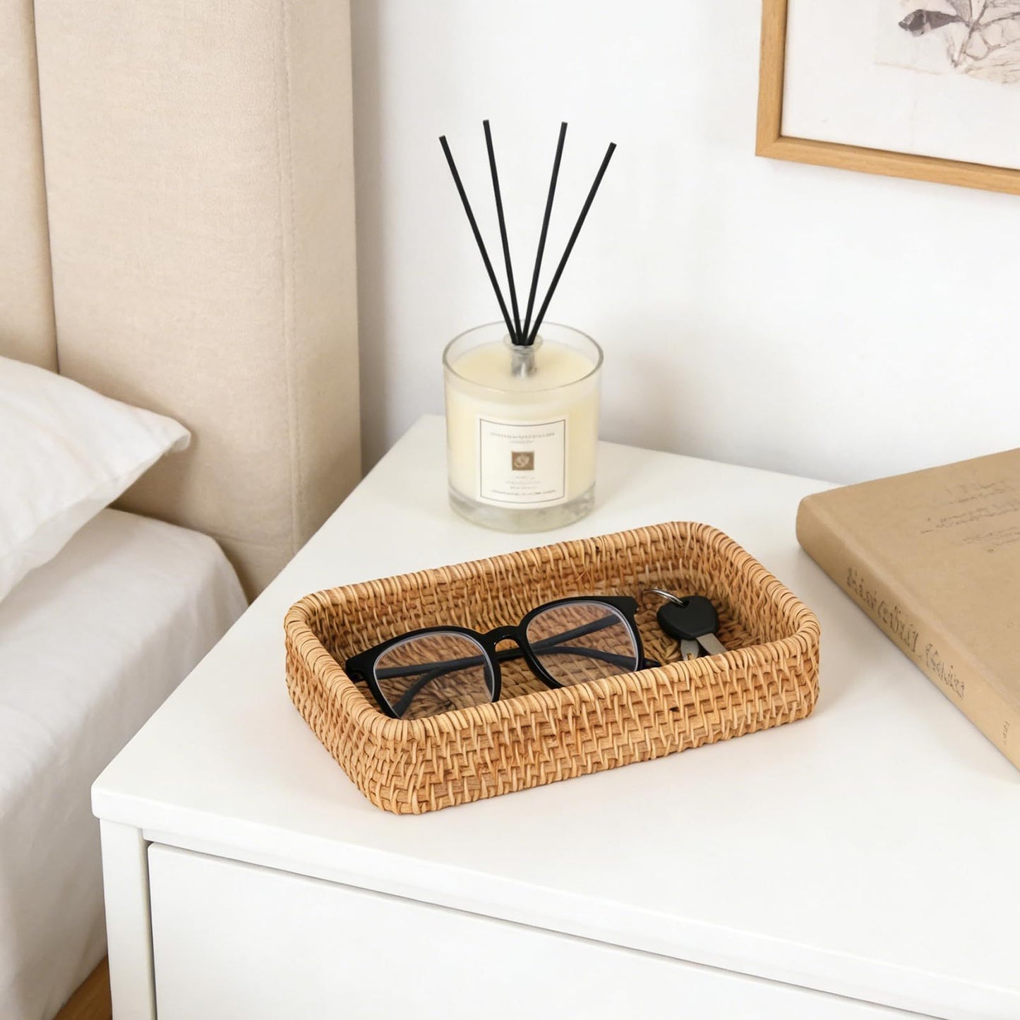 Small Rattan Serving Tray, Natural Wicker Decorative Tray Handwoven for Keys Trinkets Rings Cosmetics, Decorative Jewelry Perfume Tray for Coffee Table Entryway Living Room(Small)
