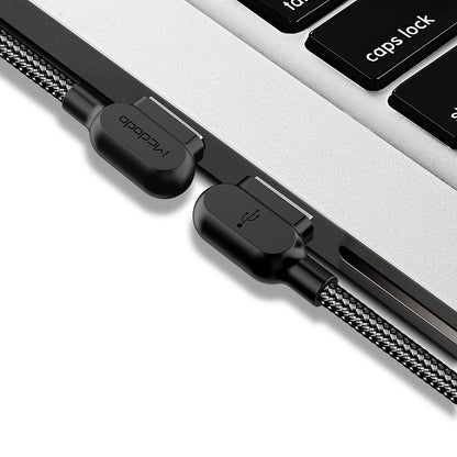 McDodo CA-4673 Angled Lightning cable, LED, 2A, 1.8m, black_max 20