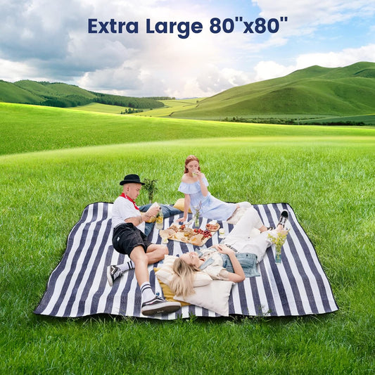 200x200cm Picnic Blanket Waterproof Sandproof Foldable for 6-8 People 3 Layers Ideal for Beach Park Camping