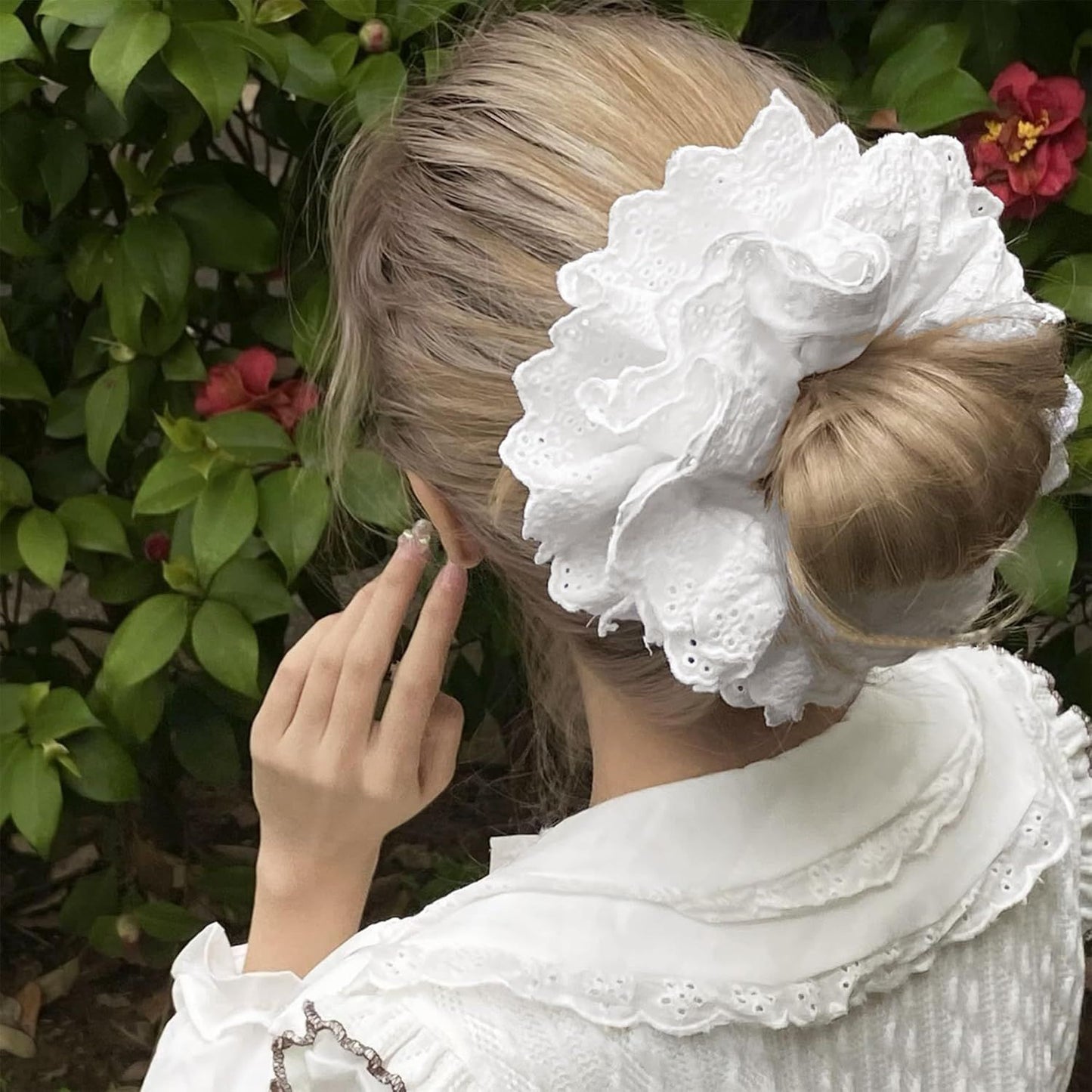 White Scrunchie, Extra Large Lace Scrunchies for Women, 7 Inch Oversized Scrunchie, Satin Big Scrunchies White Hair Ties for Women Girls Thick Thin Hair