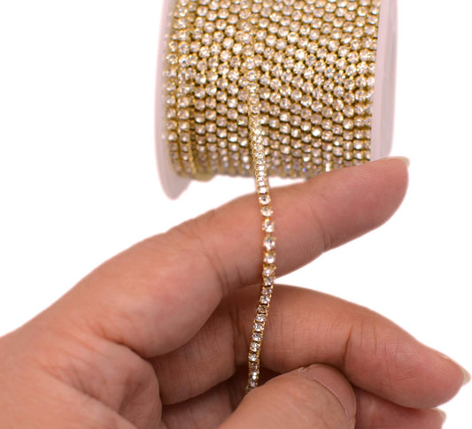 11 Yards 2mm Gold Crystal Rhinestone Close Chain Single Row Trimming Claw Chain Jewelry Crafts DIY (Gold)