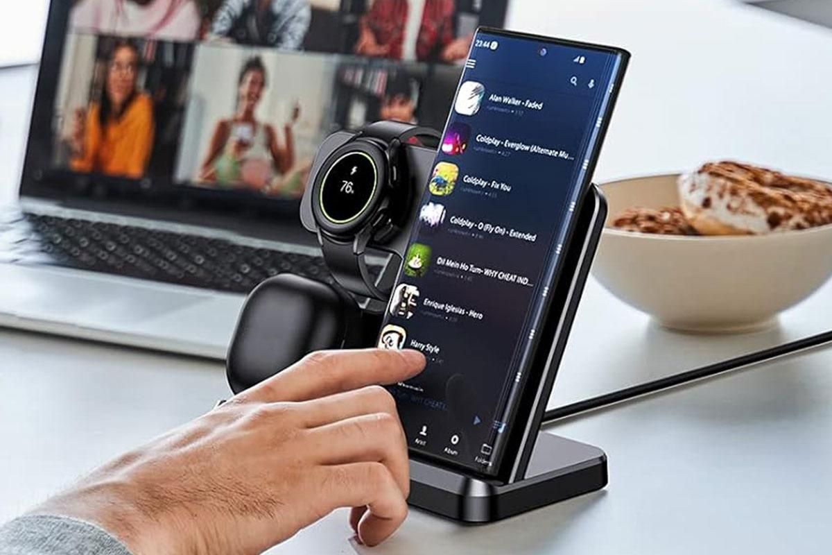 Wireless Charging Station for Samsung 3 in 1 Fast Charger Stand for Samsung Phone Wireless Charger Charger Stand