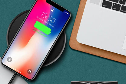 Wireless Fast Charger Smartphone Charger Qi Charging for Apple, Samsung and Smart Phones (Black)