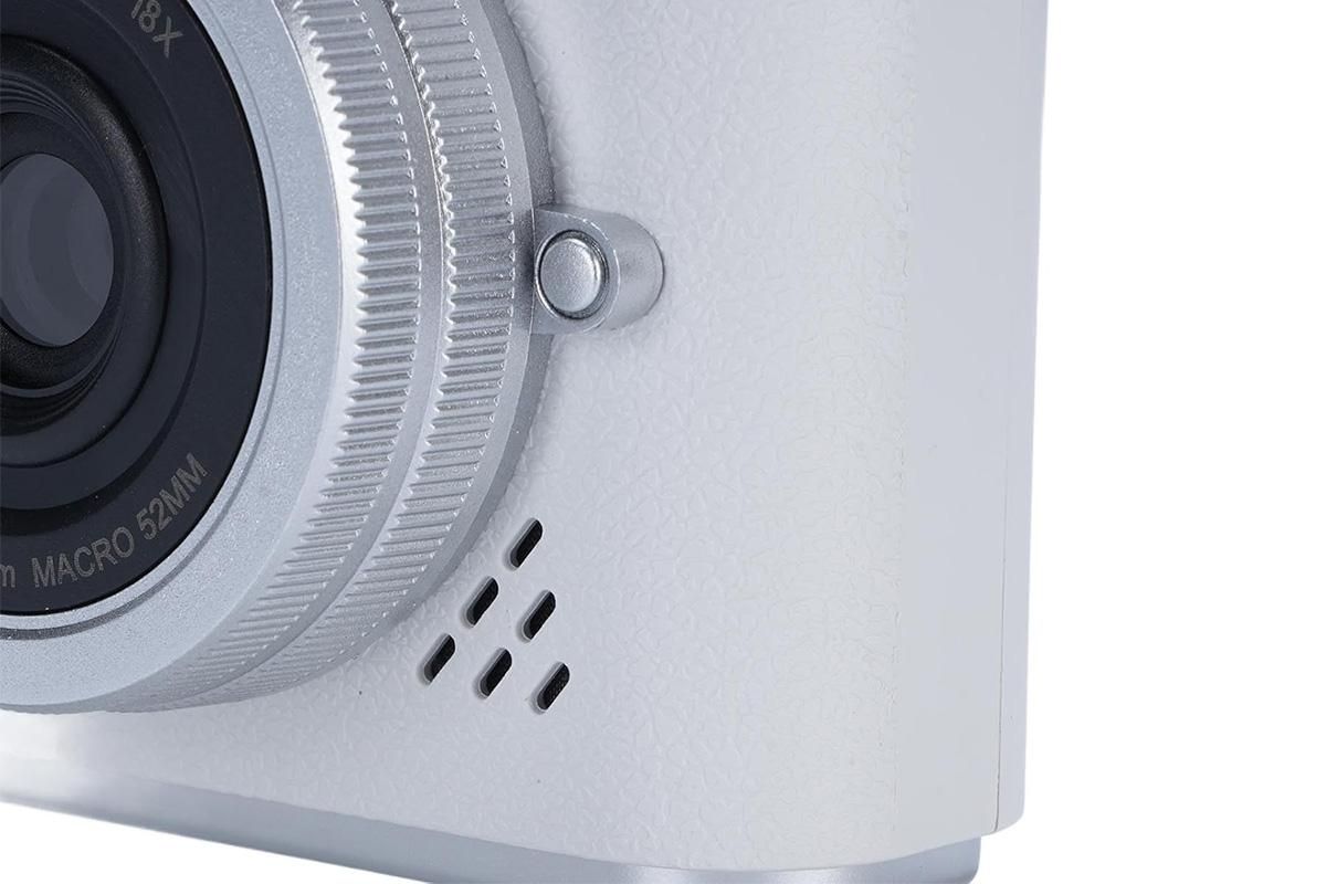 HD 1080P Flip Screen Retro Digital Camera 2.4-inch Display with 64GB TF Card - White