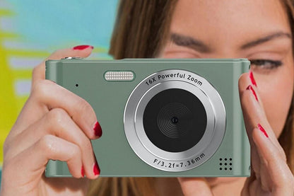 4K Digital Camera for Photography Vlogging Camera for YouTube Video 16X Digital Zoom with 32G Memory Card - Green