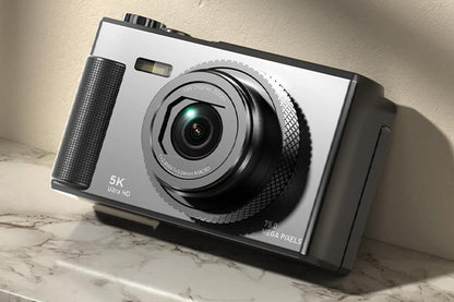 5K Digital Camera 18X Zoom Flip Screen Shoot Camera 64GB Memory Card-Black