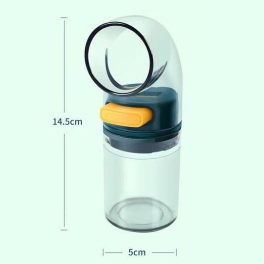 0.5g Quantitative Press Salt Shaker, Single Moisture Proof Plastic Seasoning Container for Kitchen