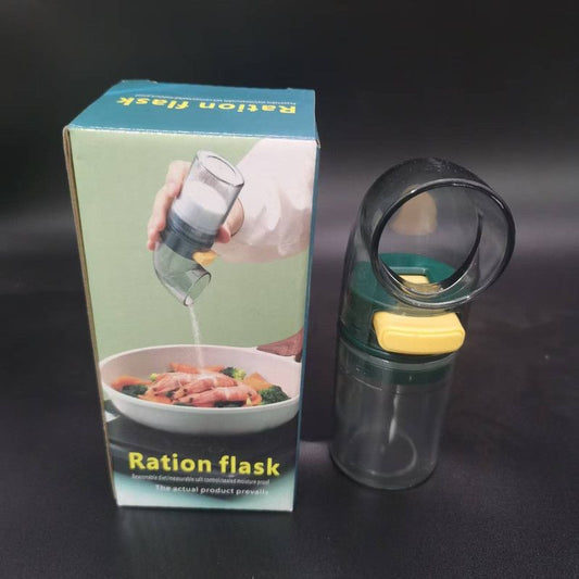 0.5g Quantitative Press Salt Shaker, Single Moisture Proof Plastic Seasoning Container for Kitchen