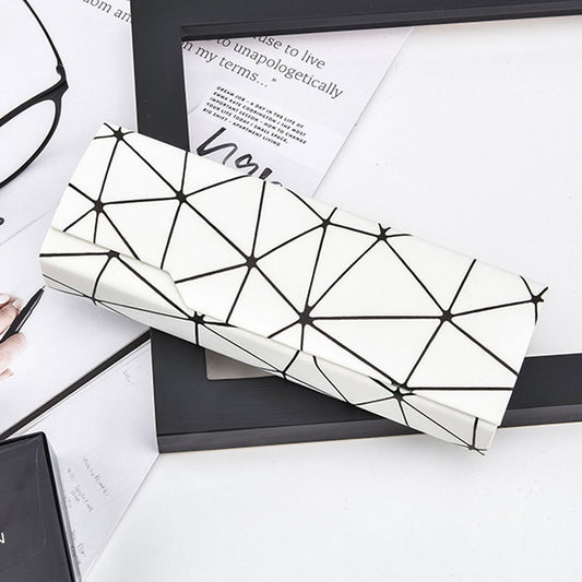 Premium Eyeglass Case - Retro Japanese Style - Sunglass Storage - Fashionable Geometric Pattern - Stylish Eyeglass Case - Durable and Shock-Resistant - Unisex - White