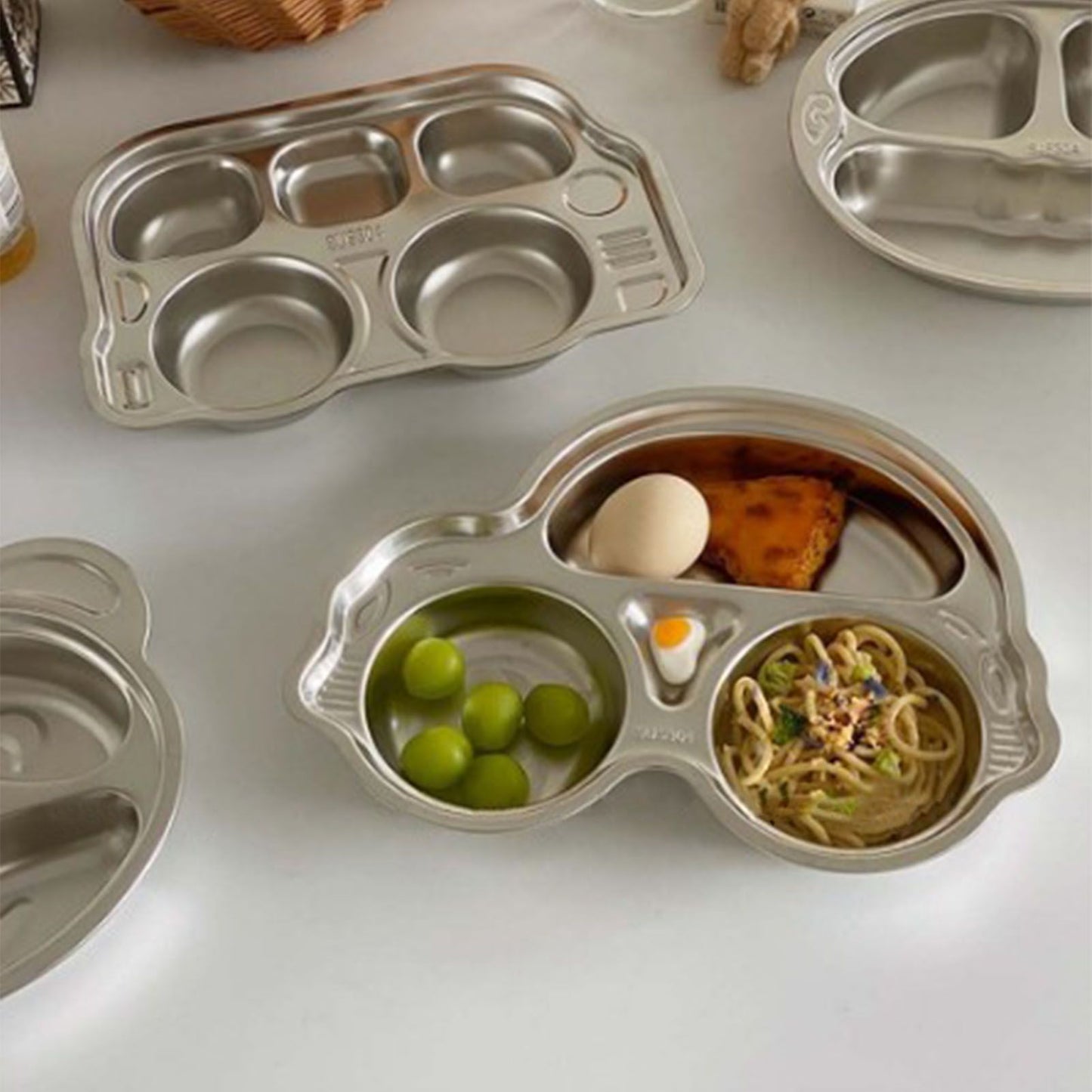 Stainless Steel Divided Platter Food Grade Cartoon Drop Proof Fun Shape Divided Dinner Tray for Kindergarten Pickup Truck