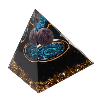 Crystal Epoxy Pyramid Decoration Hand Made 6cm Home Pyramid Desktop Ornament for Positive Energy