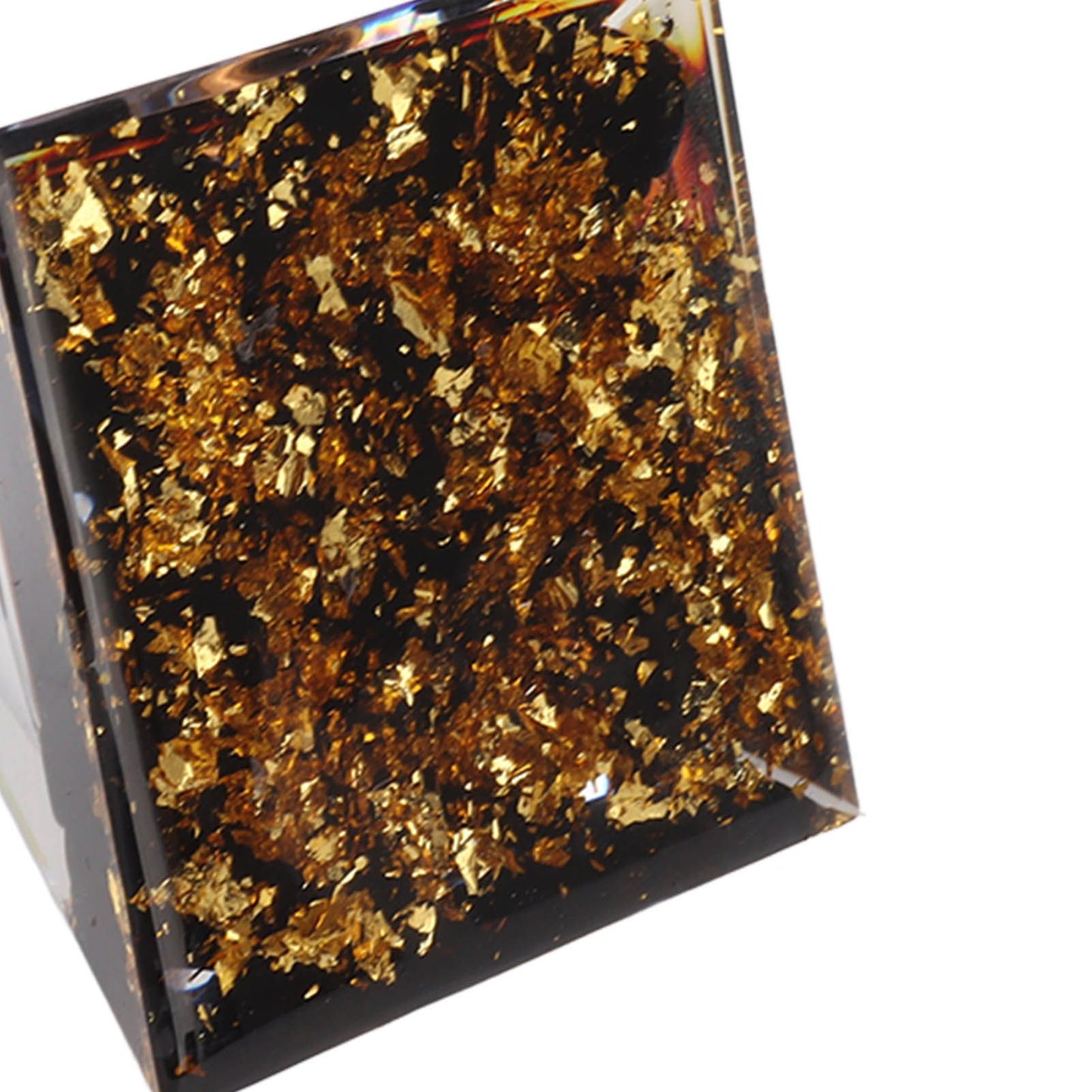 Crystal Epoxy Pyramid Decoration Hand Made 6cm Home Pyramid Desktop Ornament for Positive Energy
