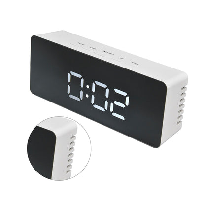 LED Clock Multifunctional USB Powered 3 Lighting Modes Snooze Time Celsius Fahrenheit Display Digital Alarm ClockWhite