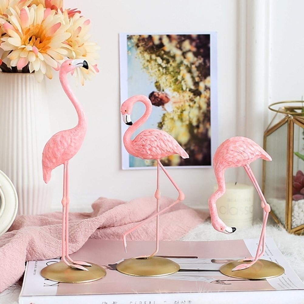 Cute Resin Pink Flamingo Ornament Tabletop Decoration Living Room Decoration Cake Decor