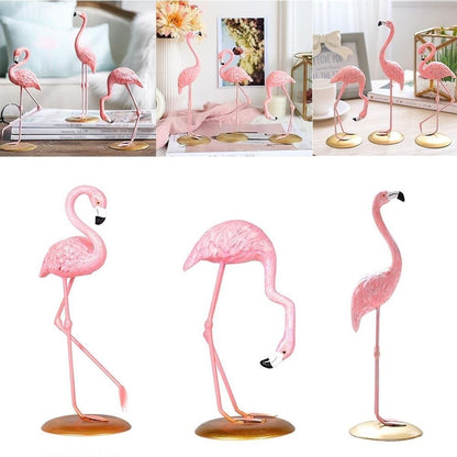 Cute Resin Pink Flamingo Ornament Tabletop Decoration Living Room Decoration Cake Decor