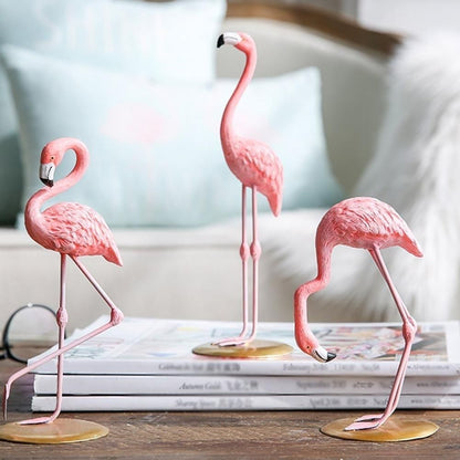 Cute Resin Pink Flamingo Ornament Tabletop Decoration Living Room Decoration Cake Decor