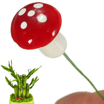 50PCS Mini Mushroom Decoration Miniature Garden Crafts Small Artificial Mushroom