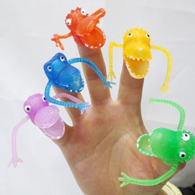 30Pcs Monster Finger Cool for Kids Great Party Favors Fun Puppet Show Plastic Finger Monsters for Kids Party Bag (Random color)