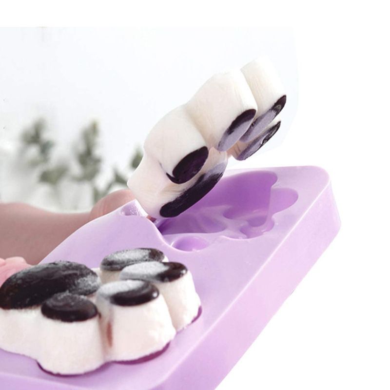 2PCS Cute Cartoon Shaped Food-Grade Silicone Ice Cream Molds Cake Mold Cheese Mold, Easy to Demoulding