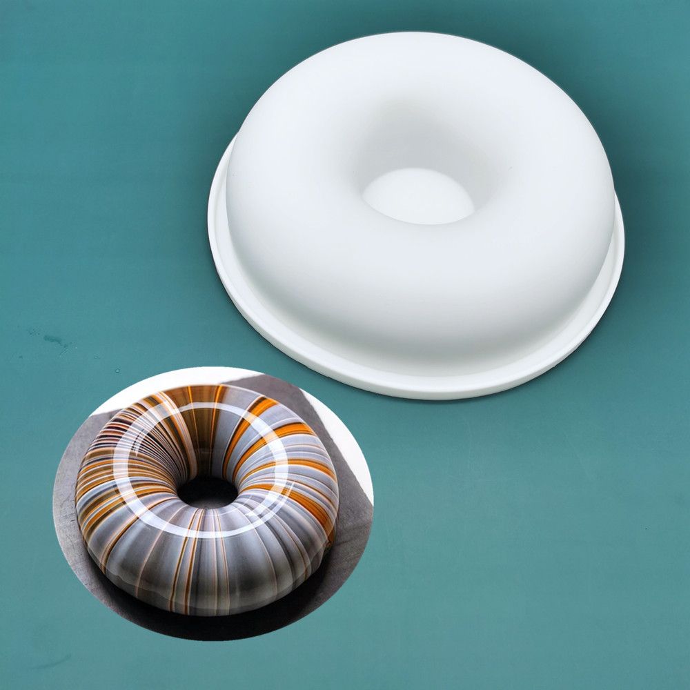 7.8 Inch Silicone Baking Molds,Fluted Tube Cake Pans,Round Shape Non Stick Molds,Silicone Oven Safe Chocolate Mousse