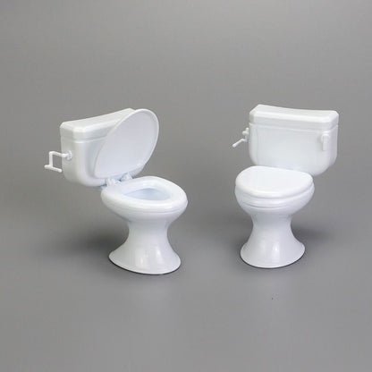 2 Pieces Mini Toilet Seat Toy Doll House Furniture Miniature Classic Bathroom Baby Toilet Toy Tiny Cake Topper Bathroom Furniture
