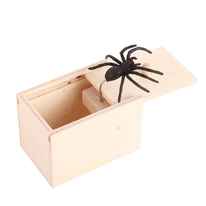Wooden Spider Prank Box, Pop Out Rubber Handmade Scare Box Prank Gag Plastic Funny Joke Halloween Fools