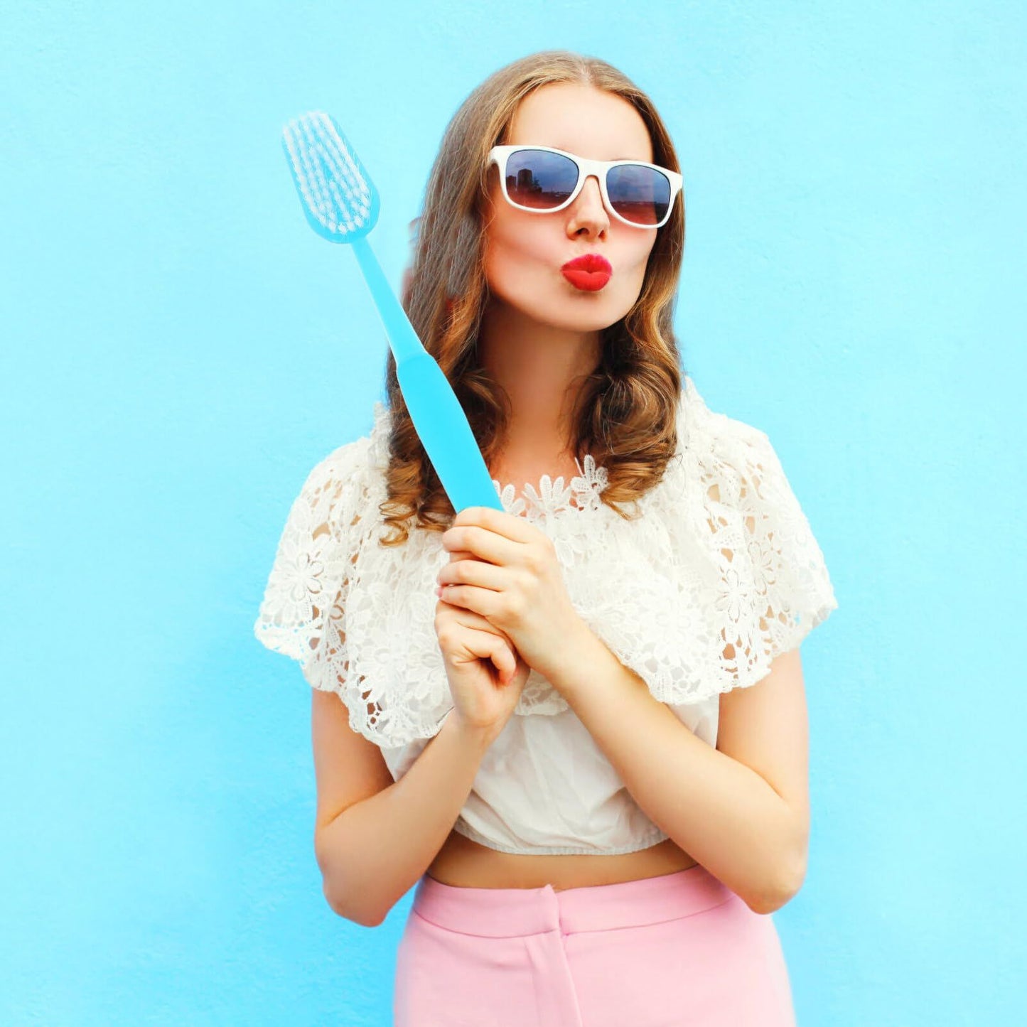 Giant Toothbrushes Props, Oversized Large Toothbrushes, Big Brush Novelty Toys Huge Comedy Items for Costume Accessory