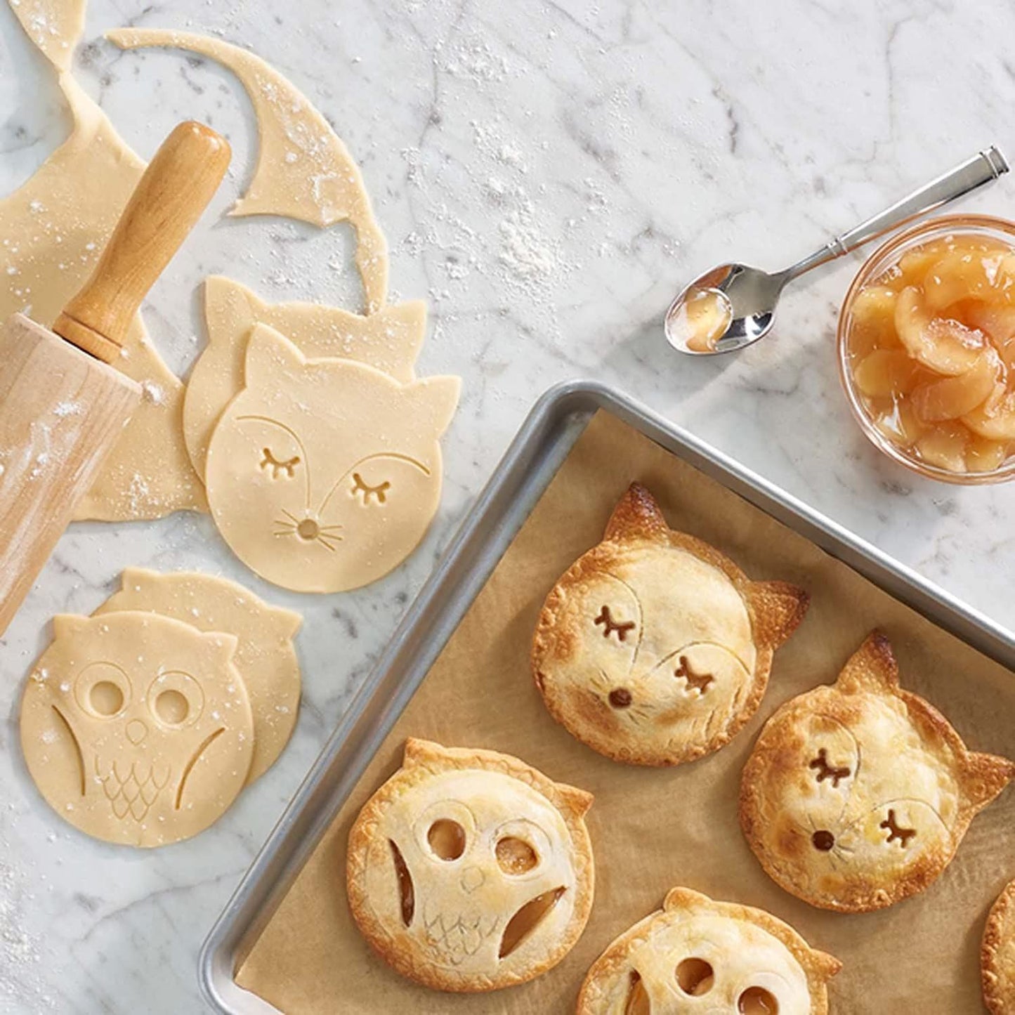 Classic Mini Hand Pie Molds Fox & Owl Shape for Children Party, One Press Forest Animal Autumn Cottage Pie Set, Pack of 2