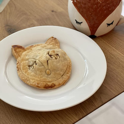 Classic Mini Hand Pie Molds Fox & Owl Shape for Children Party, One Press Forest Animal Autumn Cottage Pie Set, Pack of 2