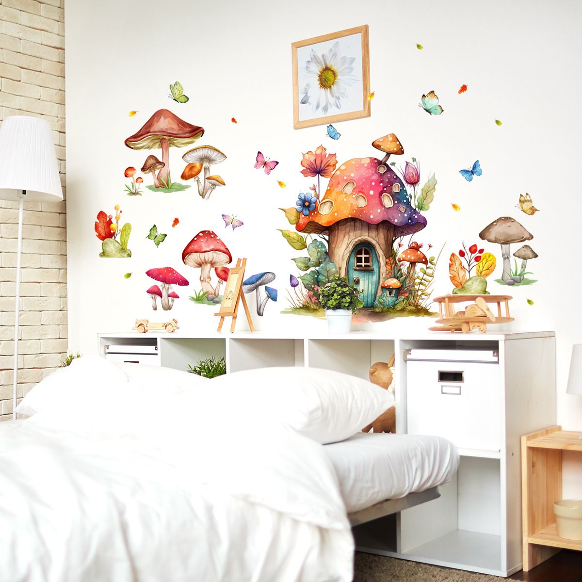 Fairytale Butterfly Mushroom Wall Stickers Girls Bedroom Living Room Kitchen Wall Door Decor （1 pcs）