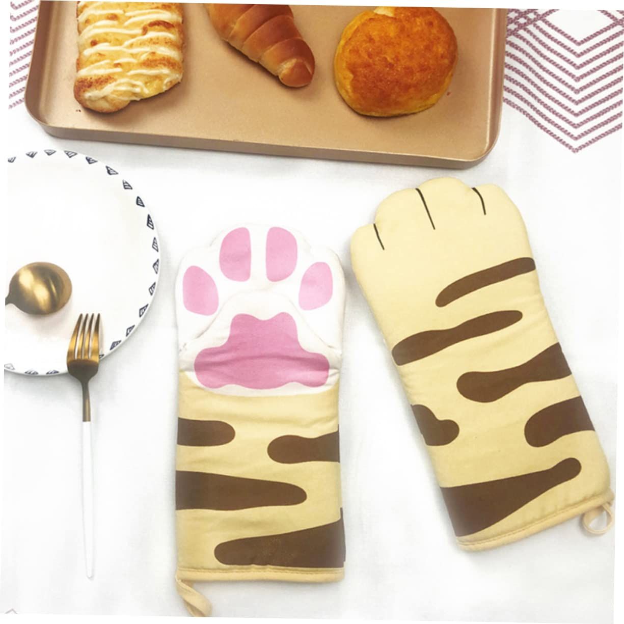 2 pcs Cat's Claw Oven Mitts Cute Oven Mitts Double Oven Glove hot Mitts Oven Pot Holders Baking Mitts Kitchen Mitt Oven Gloves