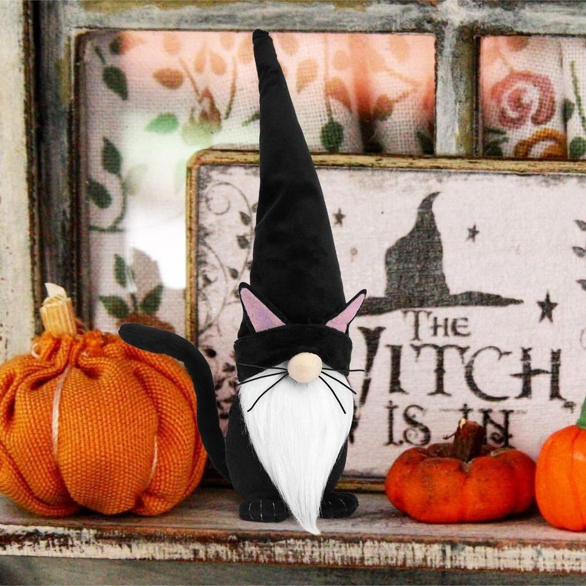 Halloween decorations, dwarf faceless dolls, cat figurines, decorations, Halloween party atmosphere props