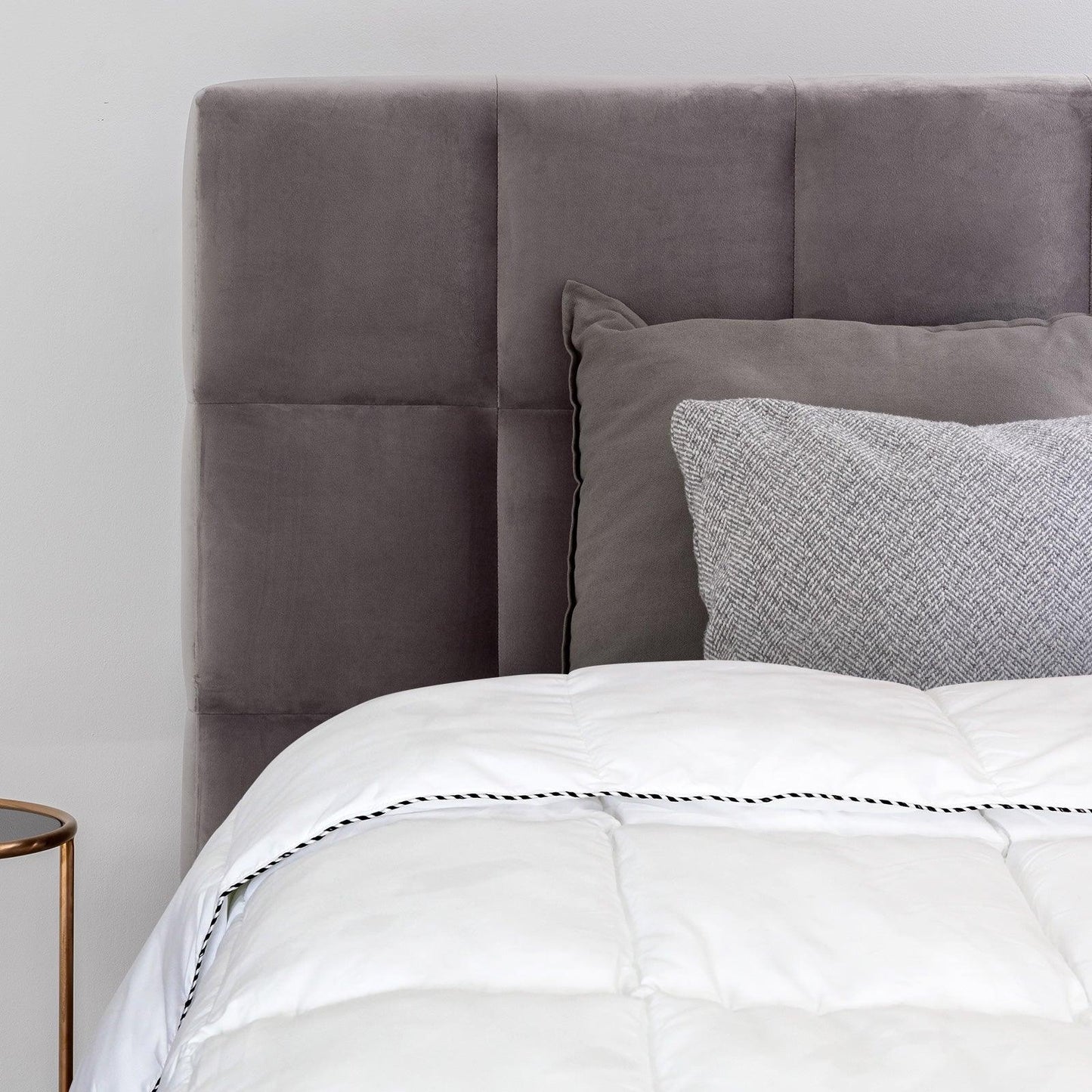 Royal Comfort Bamboo Blend Quilt 250GSM Luxury Duvet 100% Cotton Cover - Single - White - Mekamart Australia