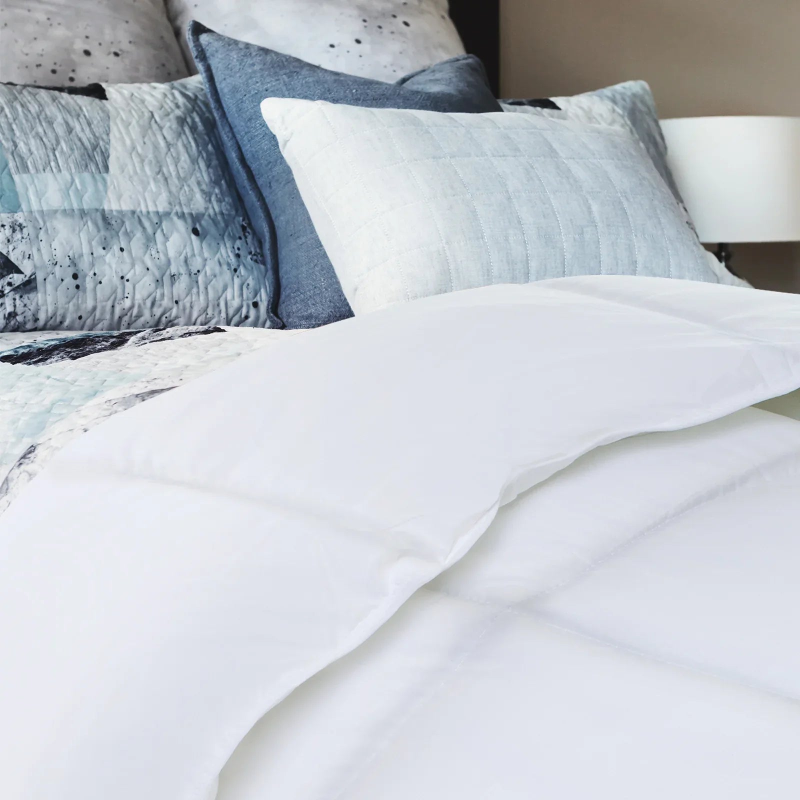 Royal Comfort 800GSM Silk Blend Quilt Duvet Ultra Warm Winter Weight - Double - White - Mekamart Australia