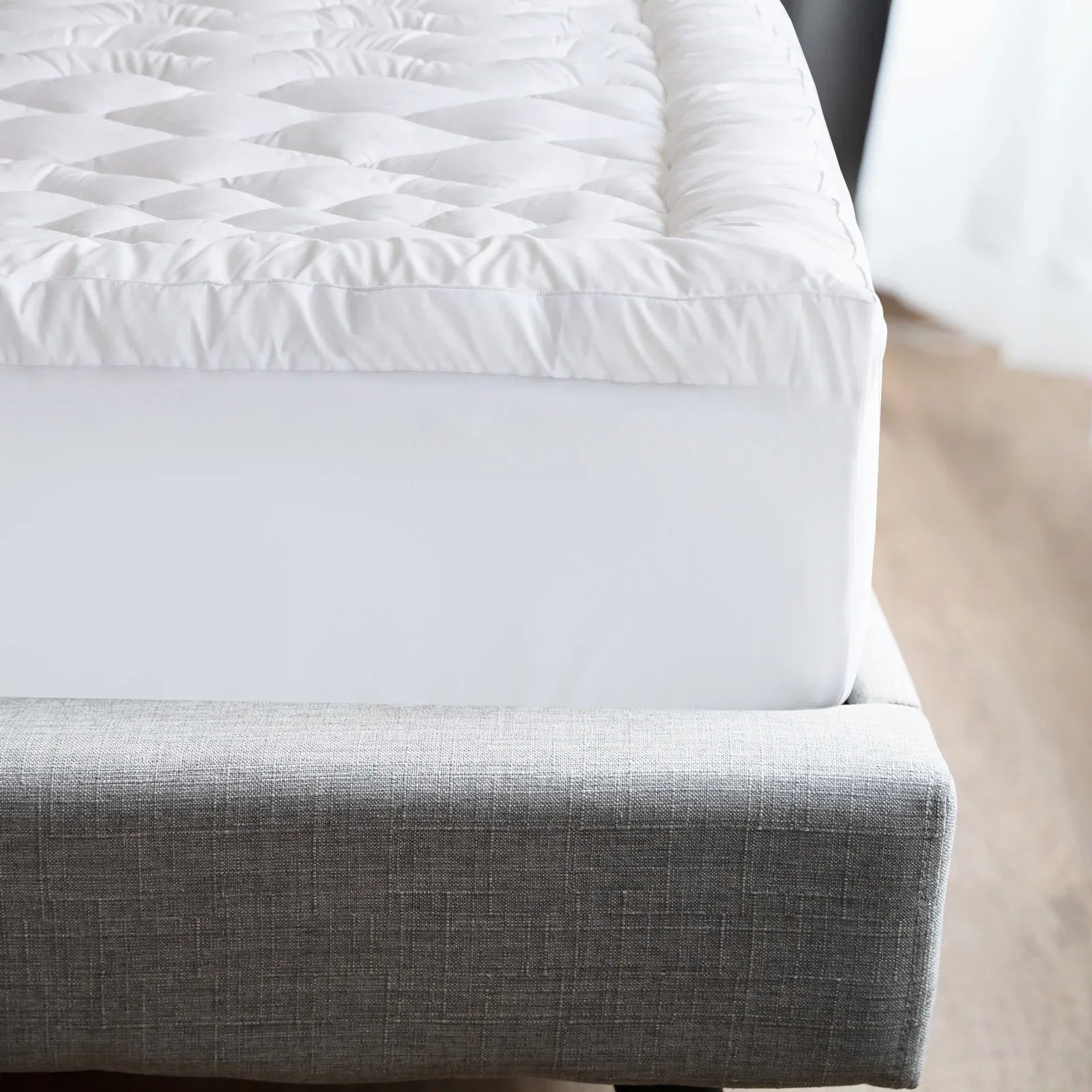 Royal Comfort 1200GSM Deluxe 7-Zone Mattress Topper Luxury Gusset Breathable - Queen - White - Mekamart Australia