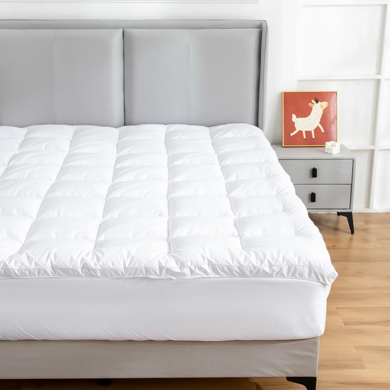 Hypoallergenic, Antibacterial w/ 100% Microfiber filling Mattress Topper - KING - Mekamart Australia