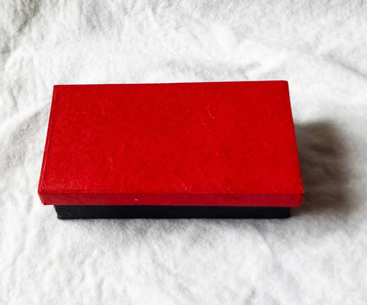 2 Red Lotus Floating Candles in Red Black Gift Box Set Birthday Xmas Valentine Mothers Day Gift Present - Mekamart Australia
