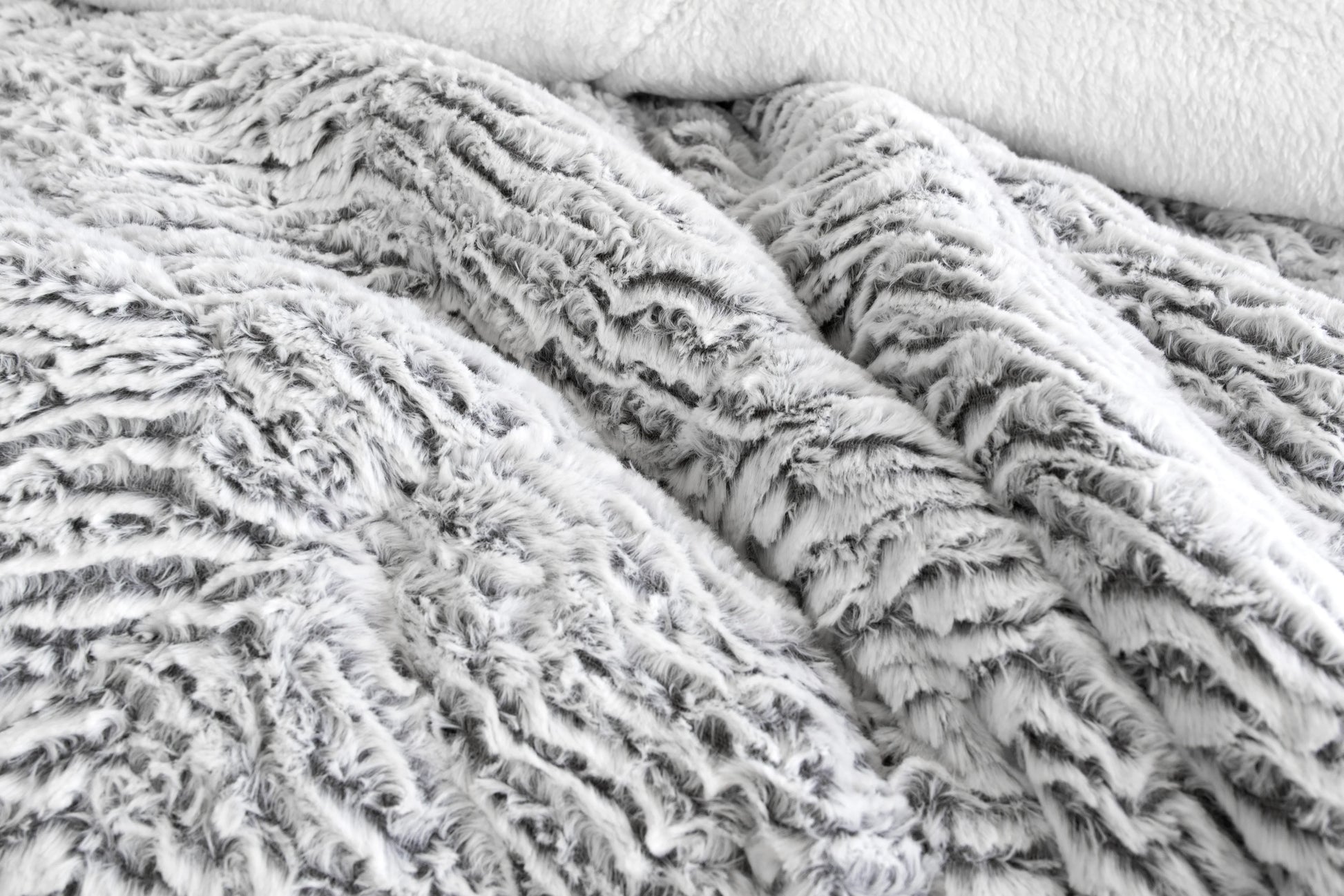 Faux Fur SHERPA 3PCE COMFORTER SET - QUEEN/KING - Mekamart Australia